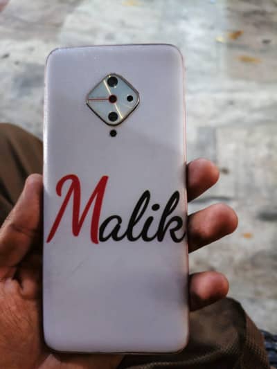 vivo y51 4/128 official pta proved all pics attached shad+camer reslt