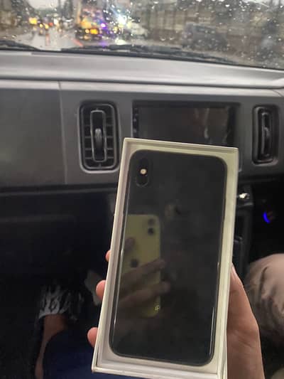 Iphone xsmax 64 gb pta approved