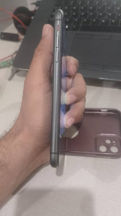 I phone 11 non PTA 64gb