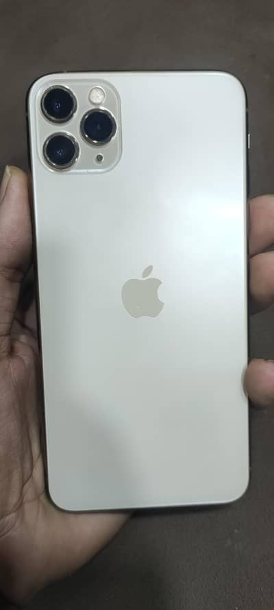 iPhone 11 pro max 256gb 85 battery