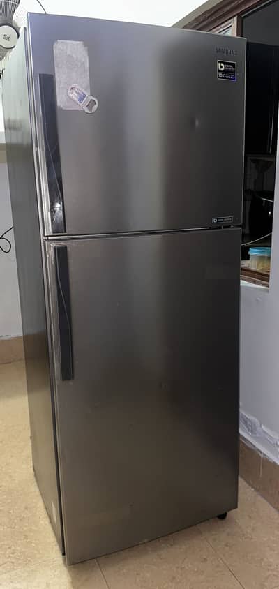 SAMSUNG REFRIGERATOR