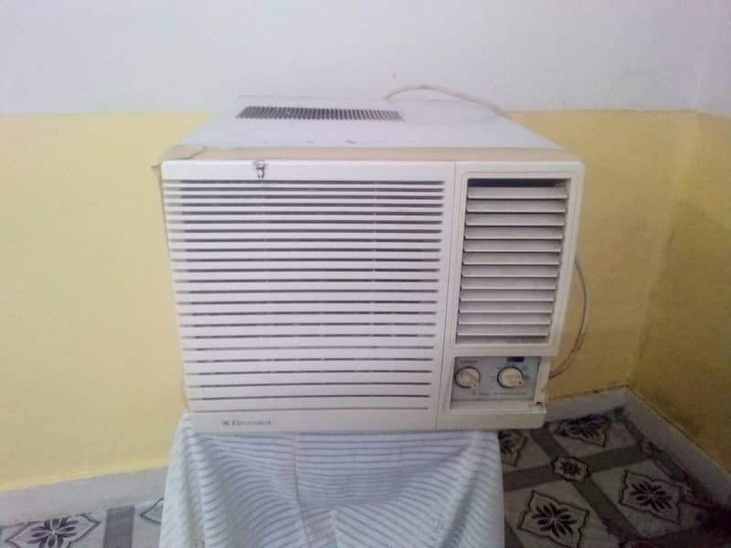 window ac 0