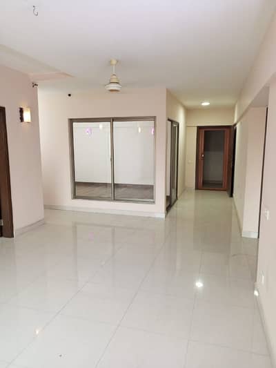 3 Bedroom Apartment For Rent Clifton Block 8