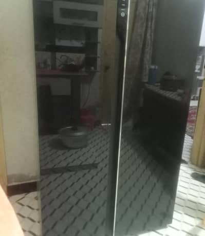 Haier Side by Side Inverter Refrigerator HRF-622 IBS