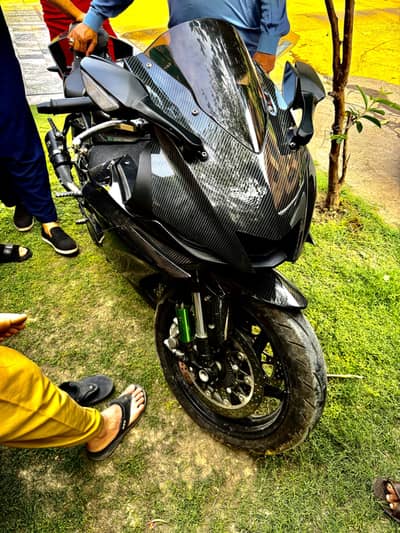 Yamaha r6/500cc bilkul new ha koi scratch nahi ha urgent sale