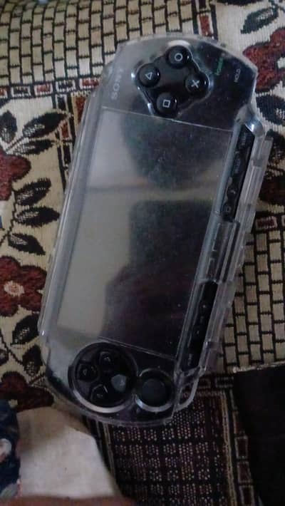 u itPSP 1000 [JAILBREAK] WITH 17 GAMES