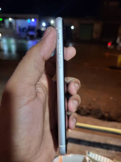 iphone xr original just battry changes but like original