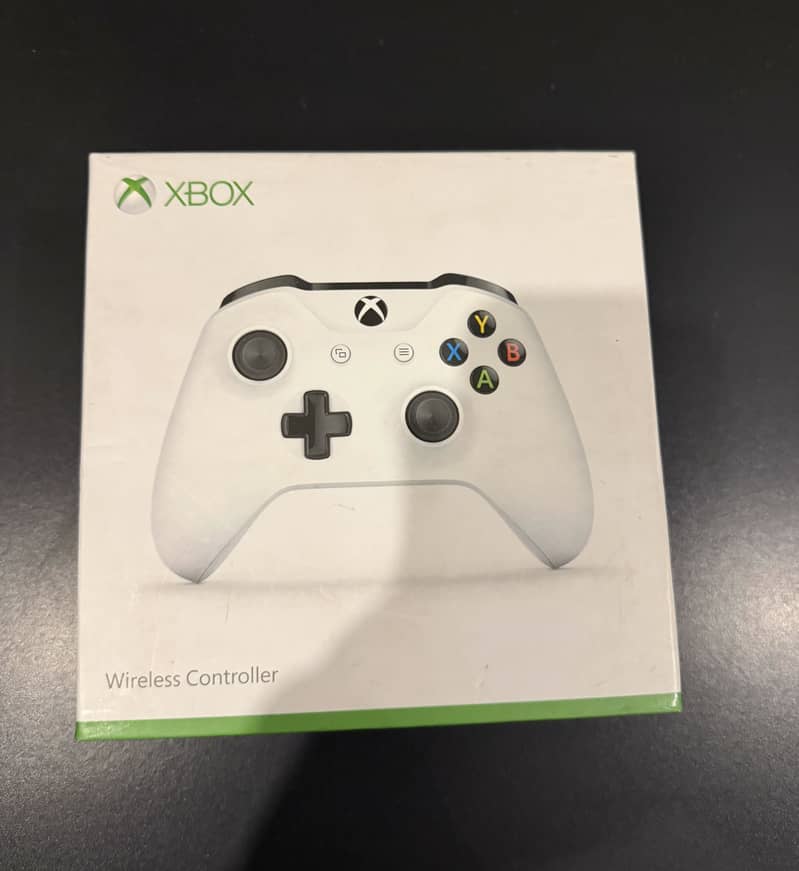 Xbox One Controller - White 0