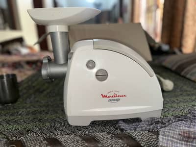 MOULINEX MEAT MINCER