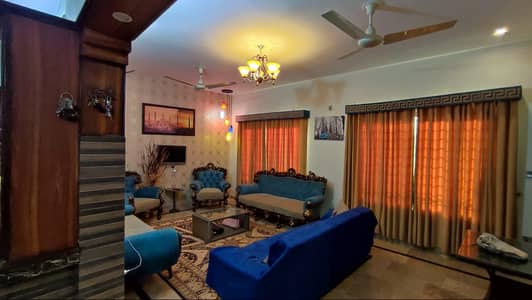 excellent condition curtains