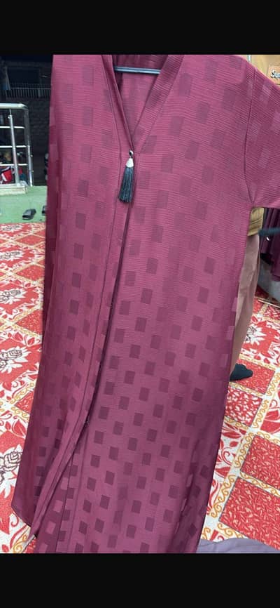 abaya shop ke lye salesgirl ki zarort he