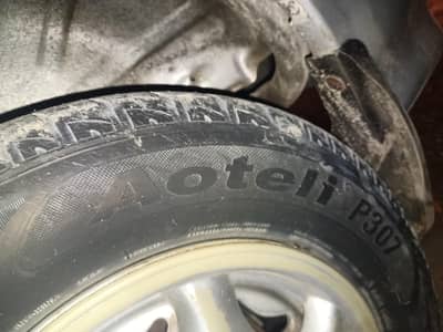 aoteli tyre size 175/70 13R with good condition.