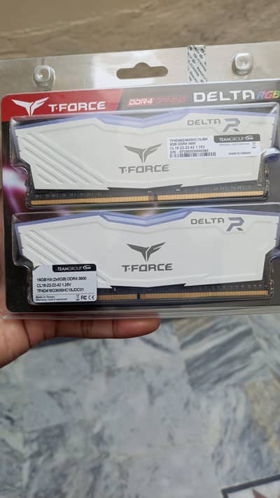 t force white RGB ram 8*2 gb16 ddr4 3600 mega