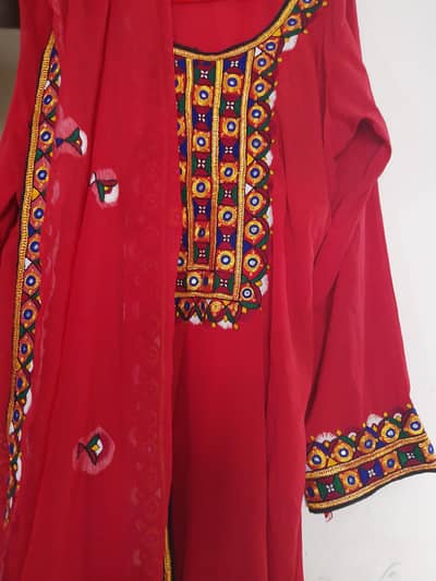 10/7 condition size medium