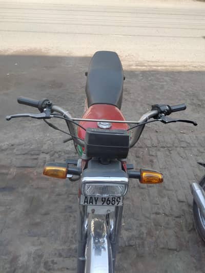 bulkul okay ha koi Kam ni hona wala