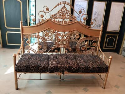 Elegant 5-Seater sofa - Wrought Iron Sofa Set – Gold Finish -Sofa set