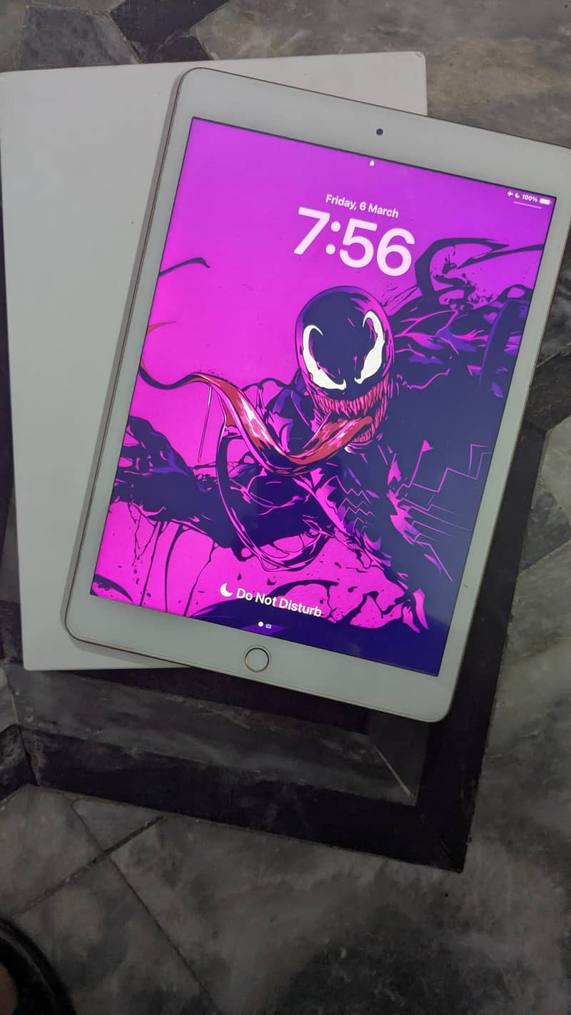 ipad 7th generation 10/10 2