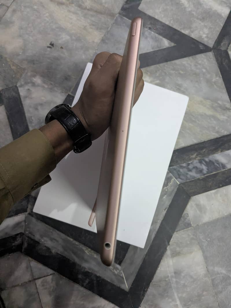 ipad 7th generation 10/10 6