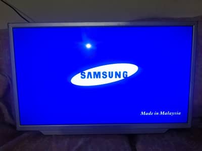 Samsung simple 32 led . . . 100 % all okay 03052578227.