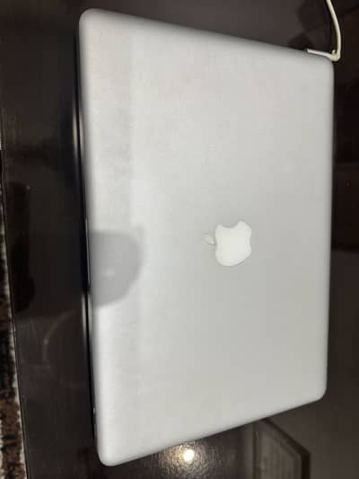 13” Apple MacBook Pro