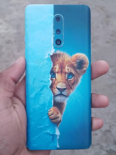 One plus 8 5G 8/128 Back crack Ha