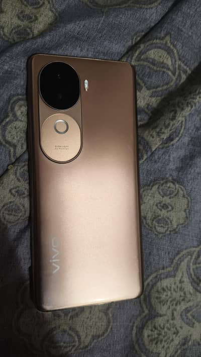 V40e 8+8+256 pta approved 03214016979 whatsapp