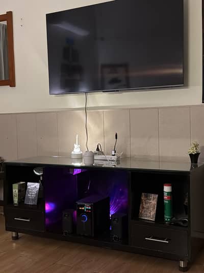 Lcd table for sale