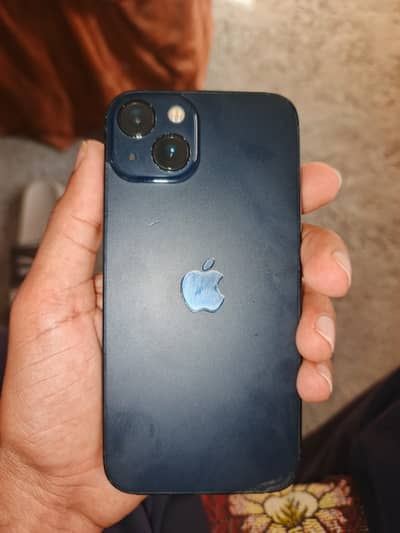 Apple iPhone 13