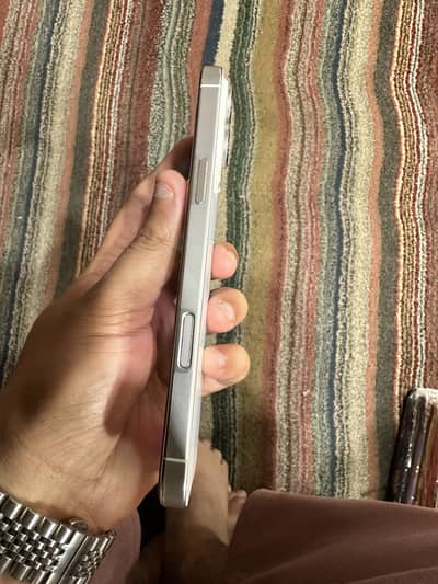 256 gb iphone 16promax white clr