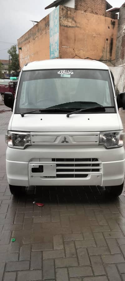 Nissan minicab 13/18 manual gear 18 km per litre