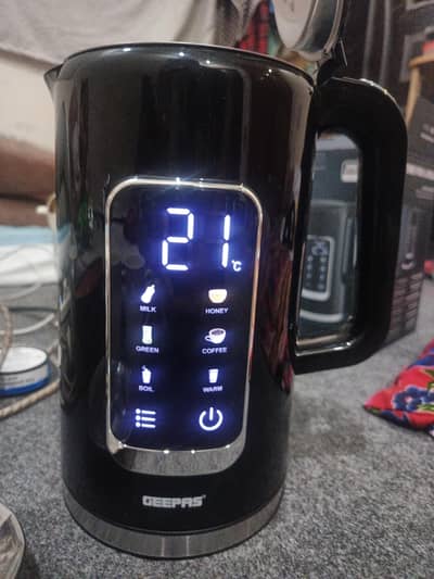 GEEPAS electric Kettle