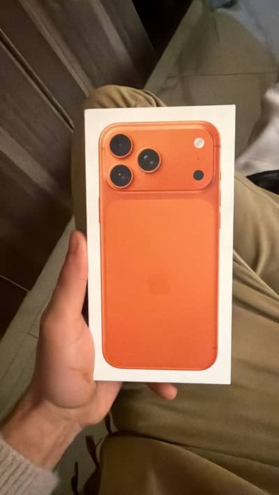 Iphone 17 pro max 03070793008 is py call karai pls