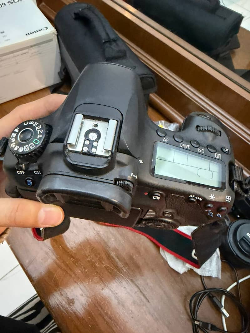 CANON EOS 60D 1