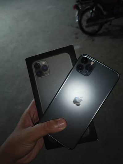 Iphone 11 pro max battery 86 256gb pta approved with bos