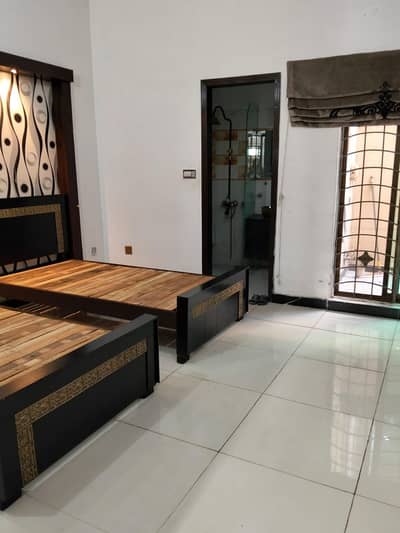 sharing room available just for girls