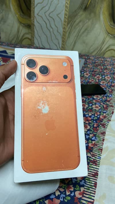 iPhone 17 pro max JV Box pack