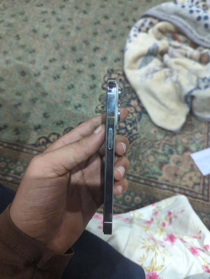14 pro 10/10 3