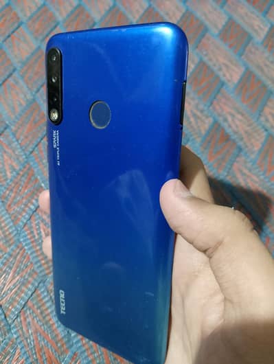 Tecno spark 4