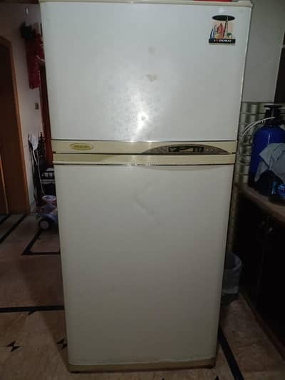 Spring Cool refrigerator in Good Working Condition for sale