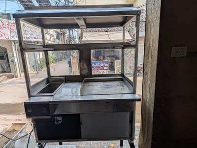 shawarma burger counter with 16 litr automatic fryer good condition u