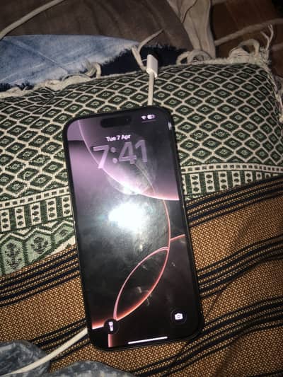 16 pro natural titanium 128 jv