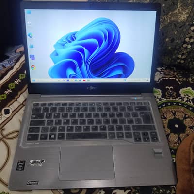 Fujitsu Core i7 Laptop