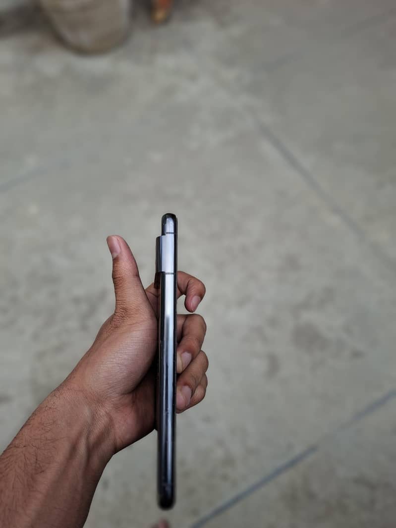 Google pixel 8 pro 9