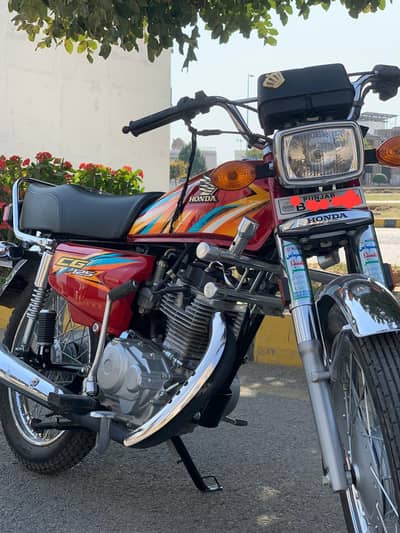 Honda 125 26 Model  New for sale 10/10 condition