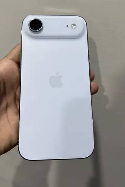 Iphone 17 Air 256GB jv condition 10/10 battery health 100%