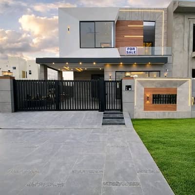 10 Marla Luxury Lower Portion is Available for Rent in Bahria Town Lahore