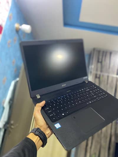 Acer TravelMate p215 Core i3 8th generation Ram 4gb Hard 128gb NVME