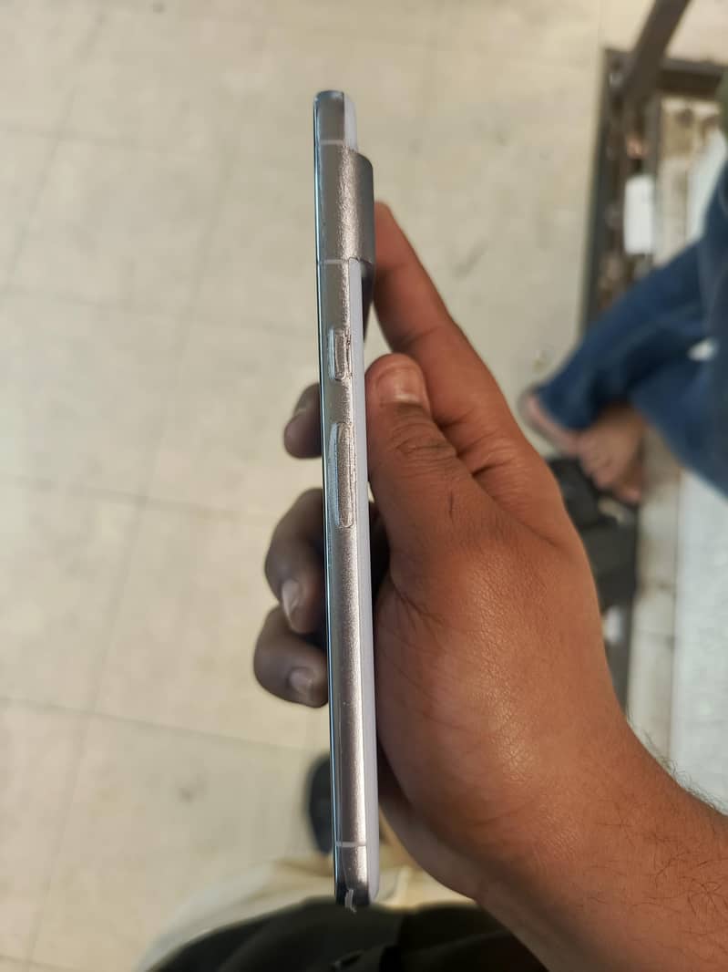 Google Pixel 8 Pro 3