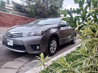 Toyota Corolla Altis Grande 1.8 sunroof bumper to bumper original