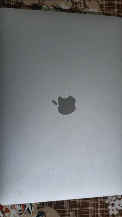 MacBook Pro 2019 | i7 | 13 inch | 16Gb | 512GB